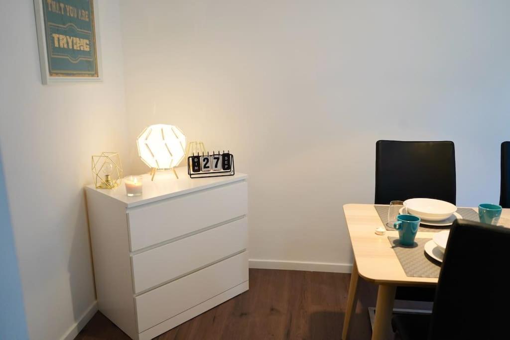 Rm-1 - Appartement F2 Au 1Er Etage Pour 1-3 Pers Mulhouse Eksteriør billede